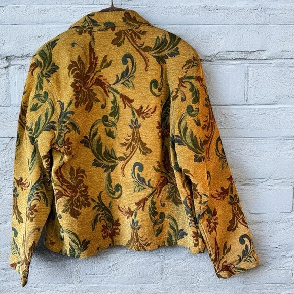 More by Lata Carpet print light jacket  size S 60% cotton 40% polyester - Picture 2 of 4